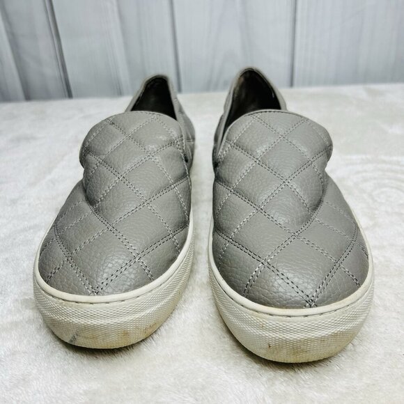 Steve Madden GLOBE Slip On Casual Sneakers Womens Shoes Size 9 M Gray Quilted - Picture 2 of 8
